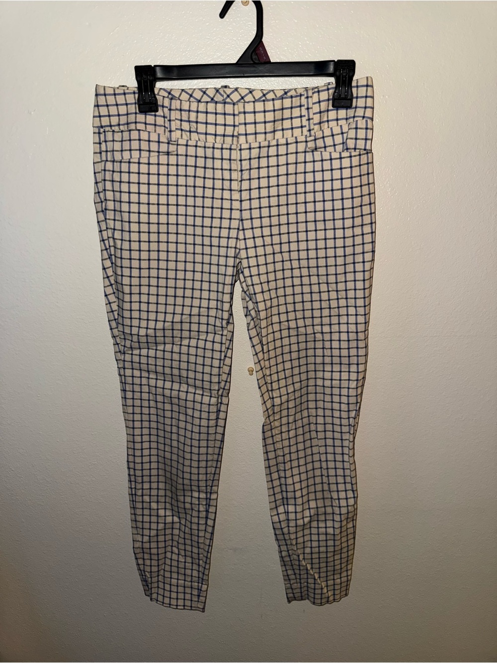 The Limited Cream and Blue Check Capri Pants